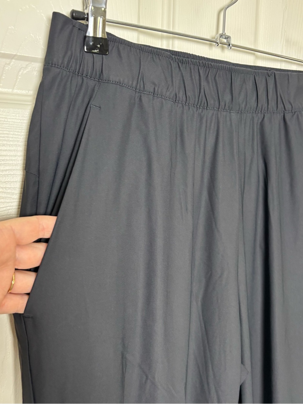 Adidas Golf Essential Joggers Men's Medium Black Performance Active Logo Pockets - Picture 5 of 10